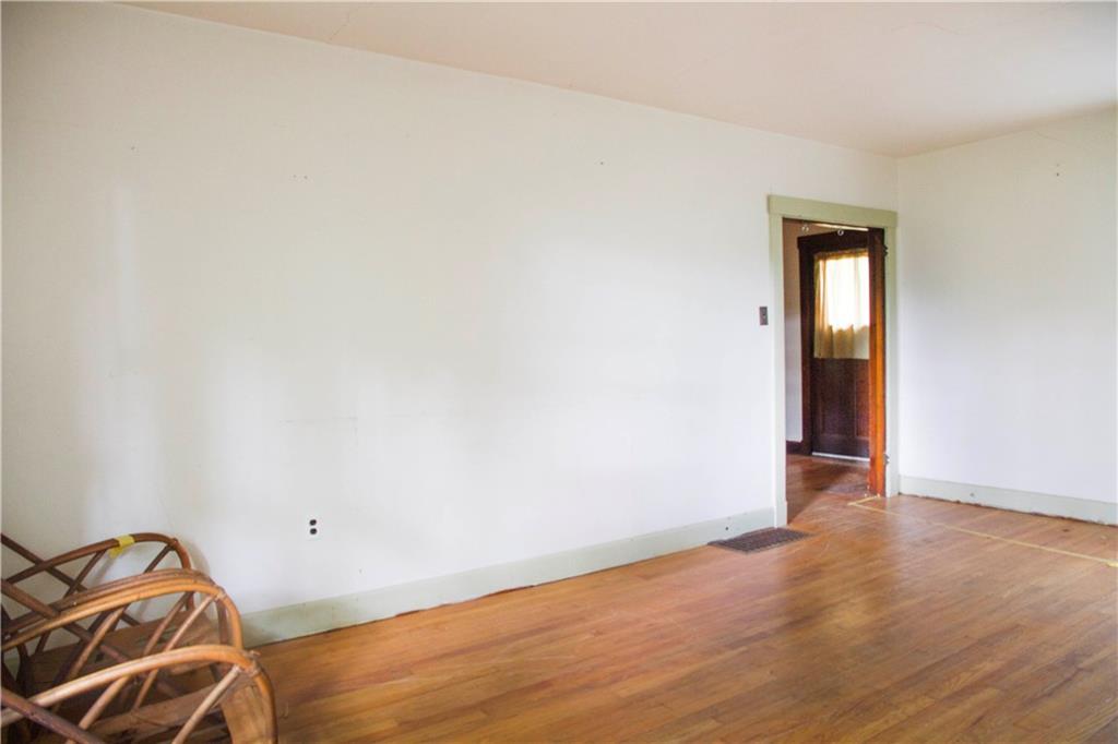 33 Wilkins Road Pittsburgh, PA 15221 - Photo 11 of 25 Gallery Image 11