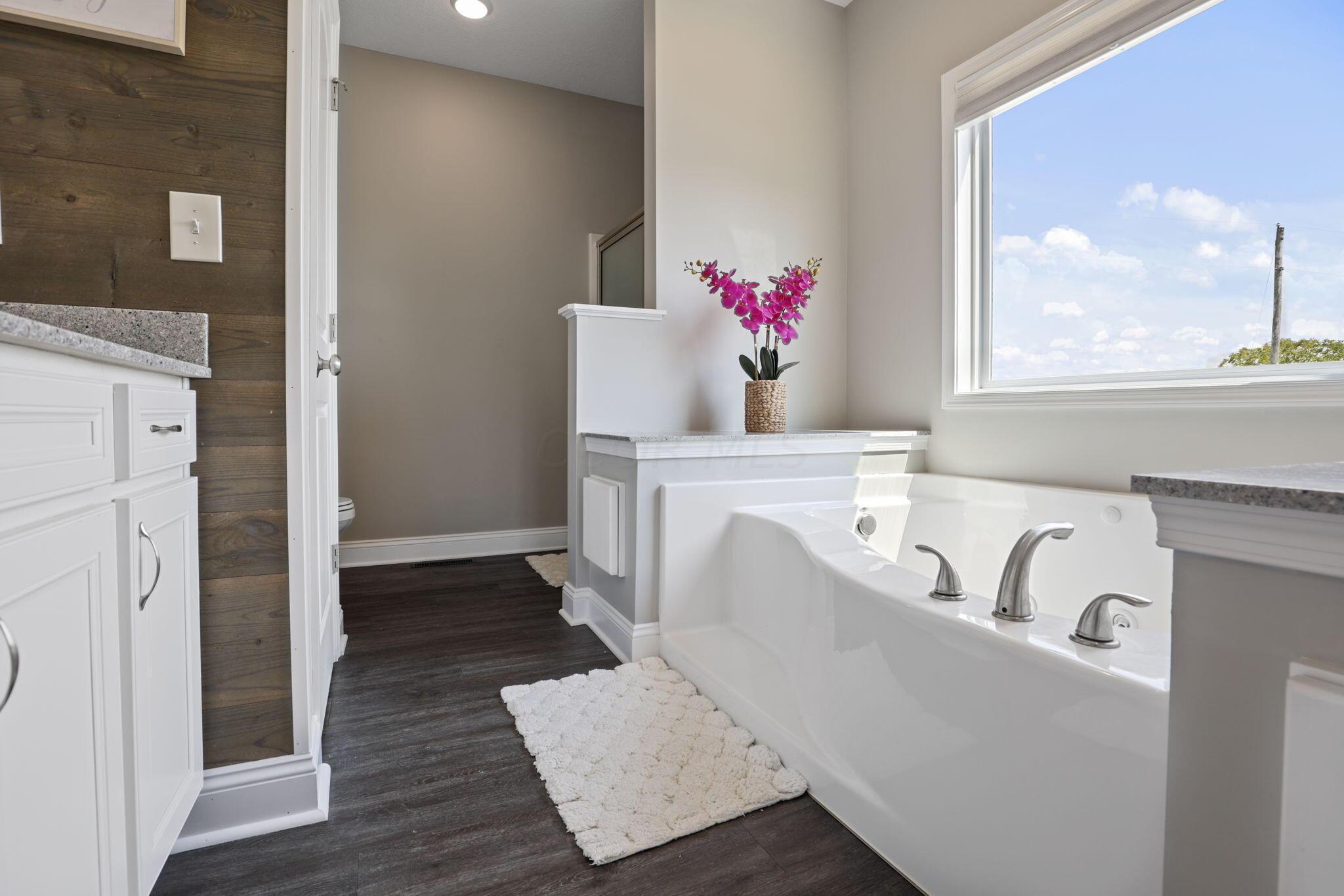 9559 Walnut Dowler Road Logan, OH 43138 - Photo 28 of 69 Master Bath