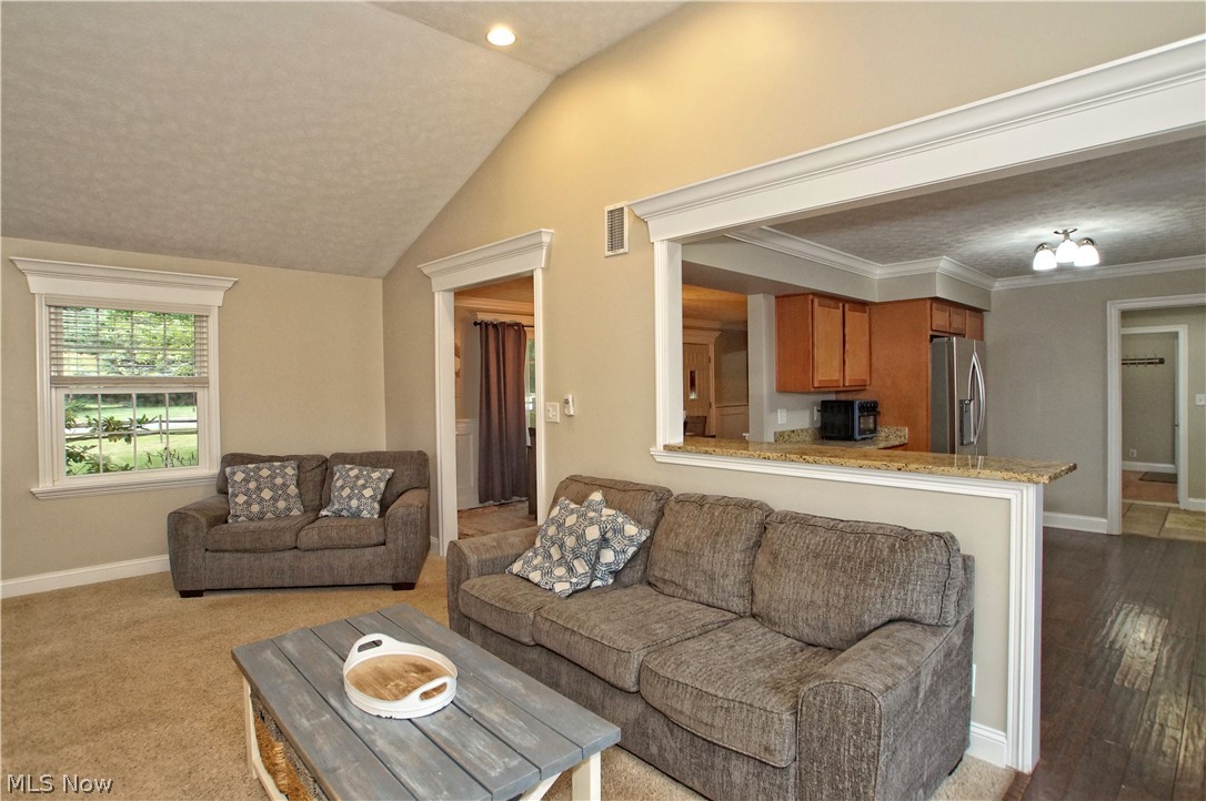 36509 Ridge Road Willoughby, OH 44094 - Photo 5 of 35 Gallery Image 5