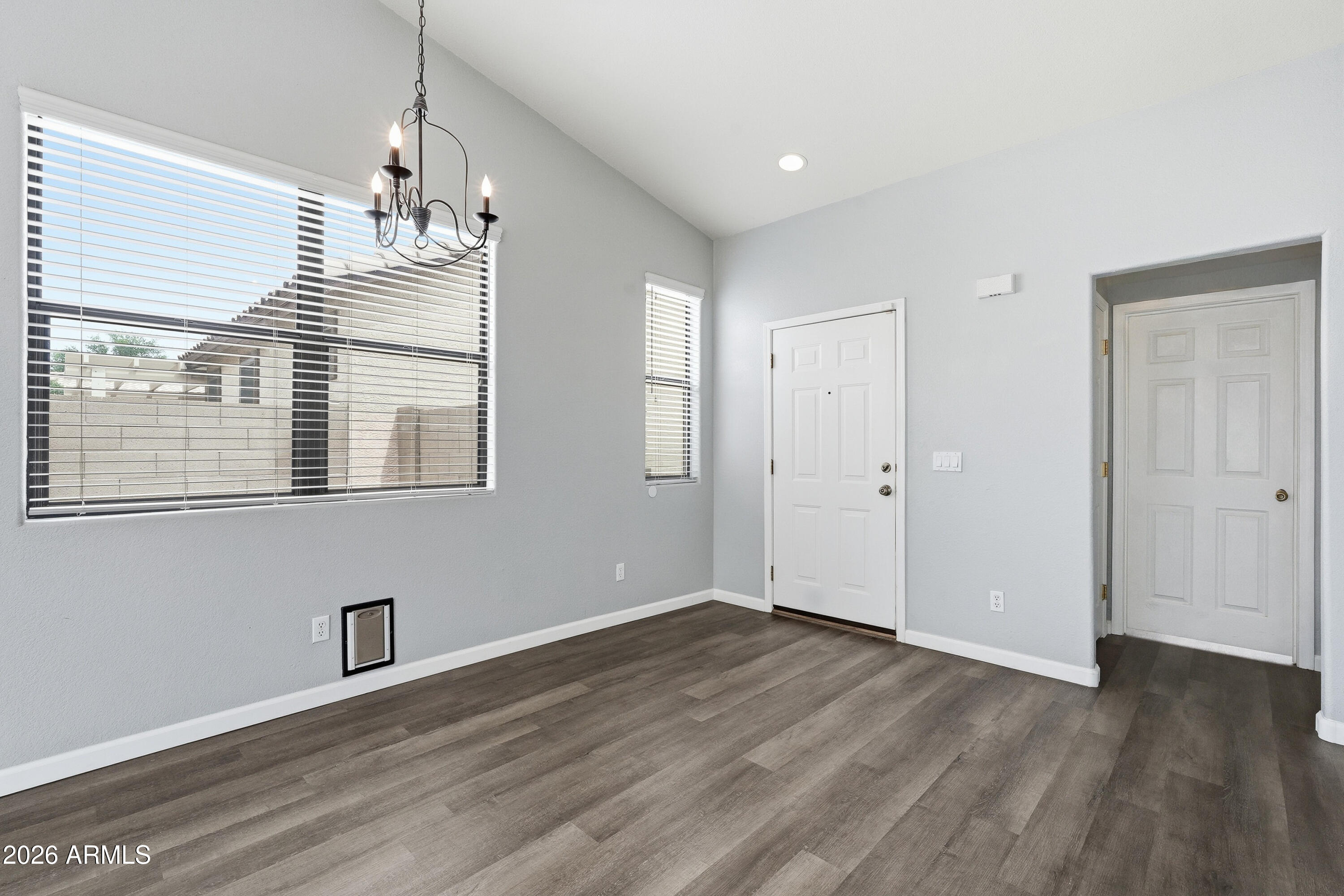 1425 South Lindsay Road, Unit 51 Mesa, AZ 85204 - Photo 6 of 38 ListerPros_006