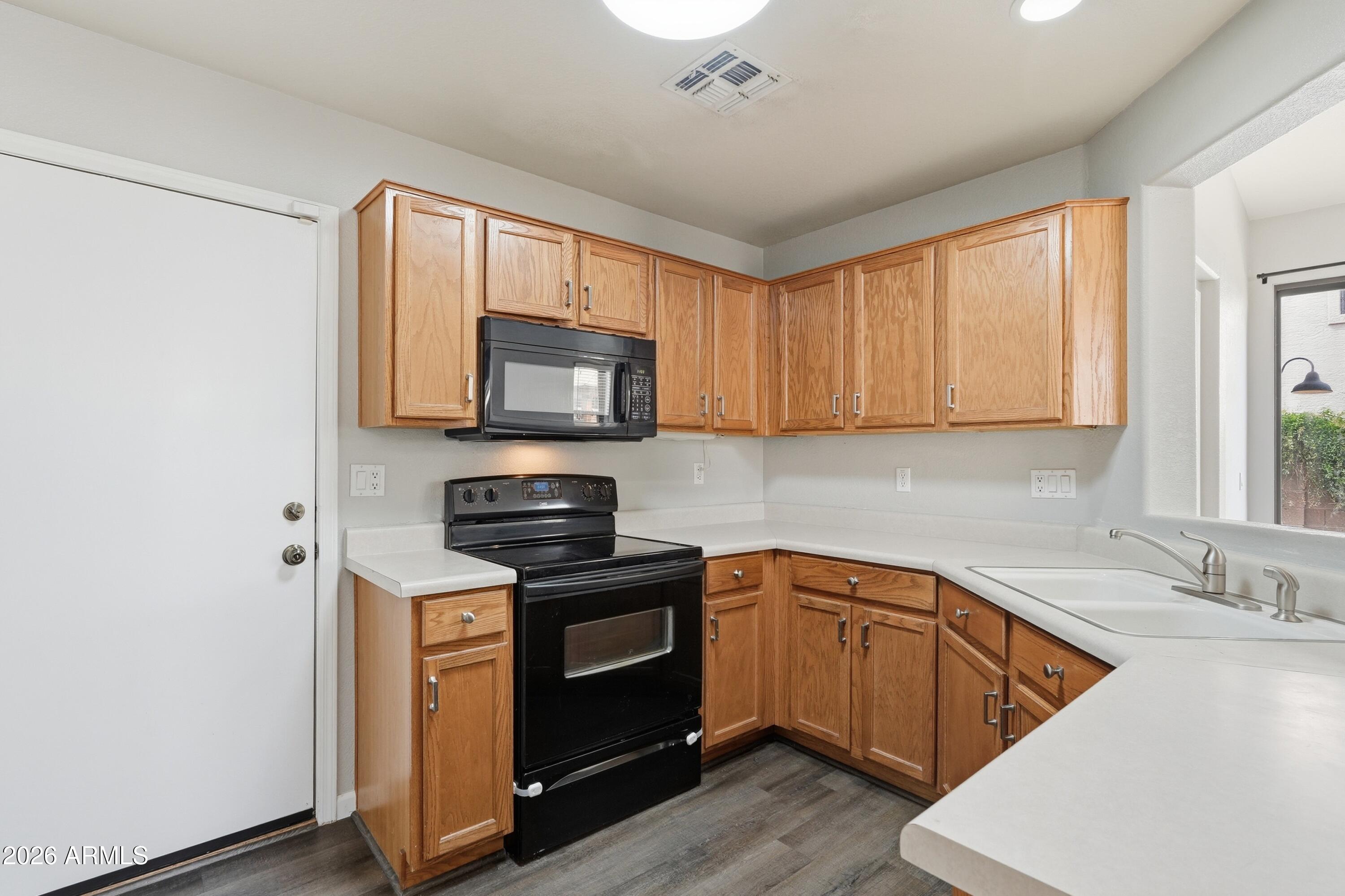 1425 South Lindsay Road, Unit 51 Mesa, AZ 85204 - Photo 9 of 38 ListerPros_008