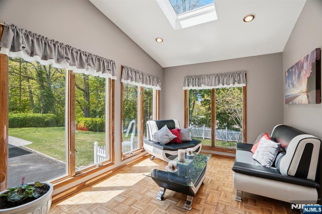 262 Timber Drive Berkeley Heights, NJ 07922 - Photo 13 of 45