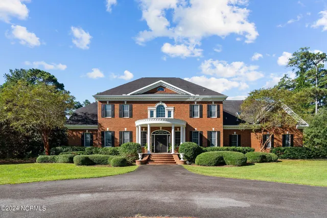$1,290,000 | 450 Cox Road, Washington, NC 27889