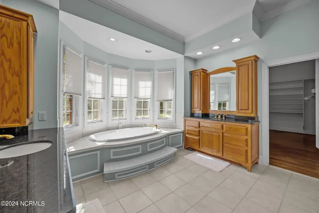 $1,290,000 | 450 Cox Road, Washington, NC 27889