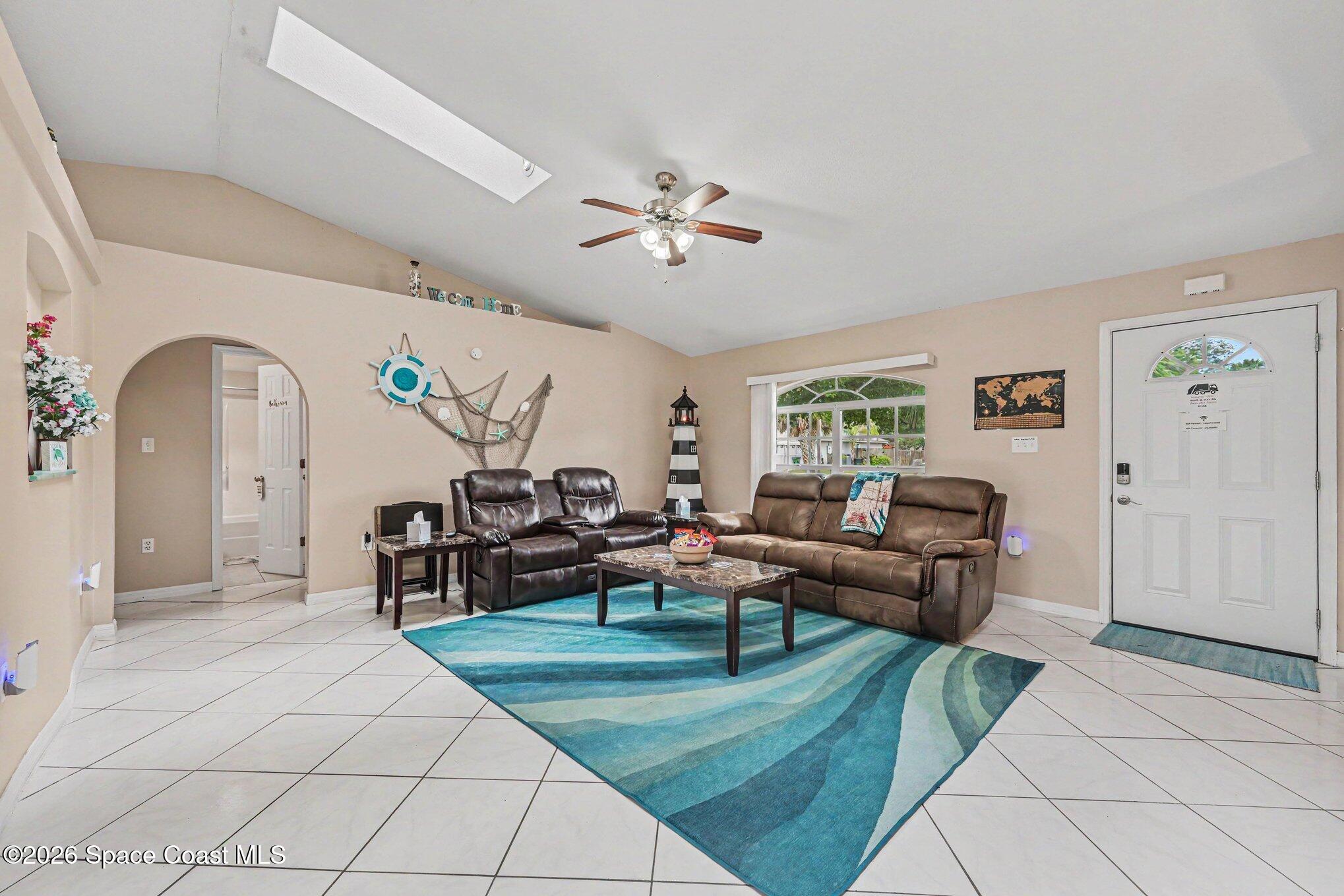 6100 Adina Road Cocoa, FL 32927 - Photo 5 of 28 005_file_9345