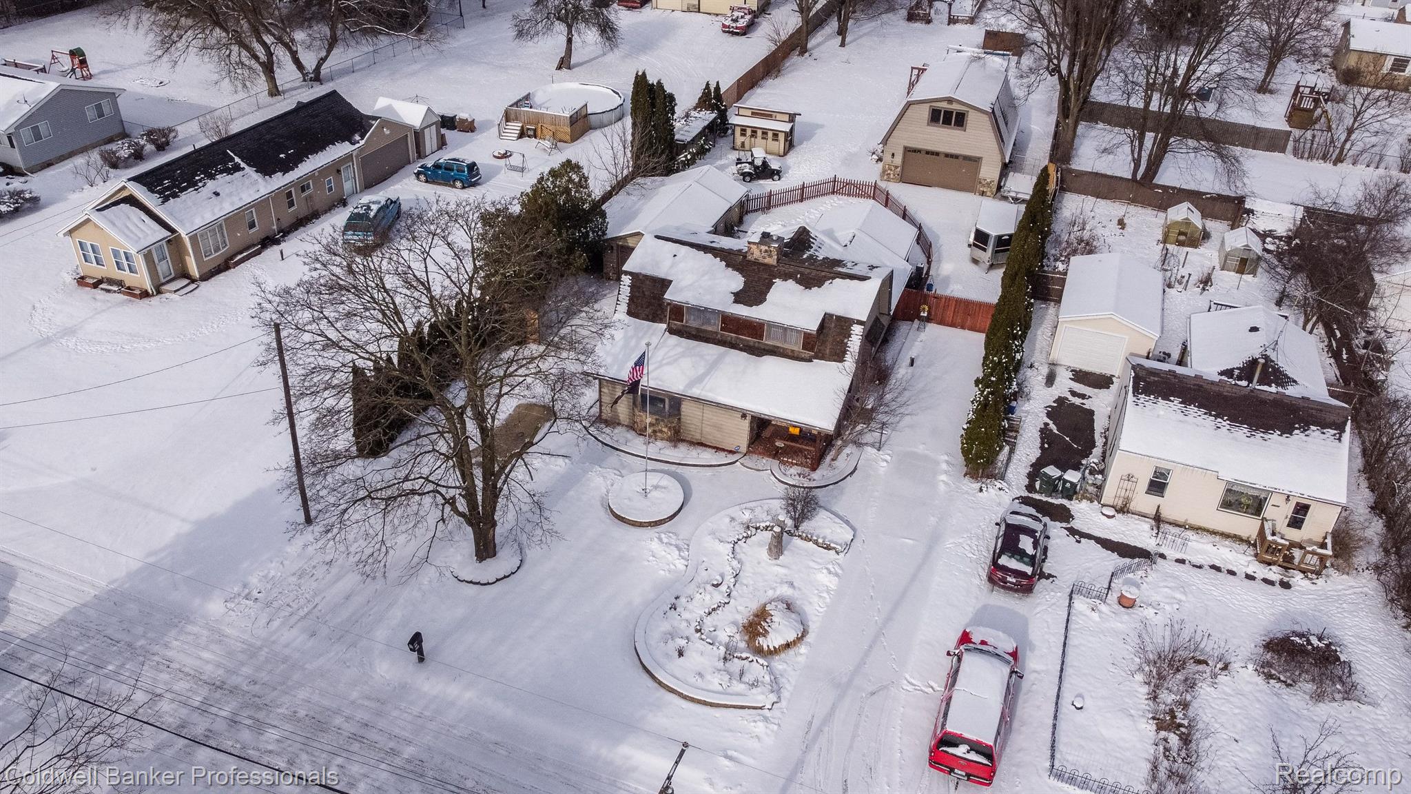 2820 Buckner Road Lake Orion, MI 48362 - Photo 45 of 74 Gallery Image 45