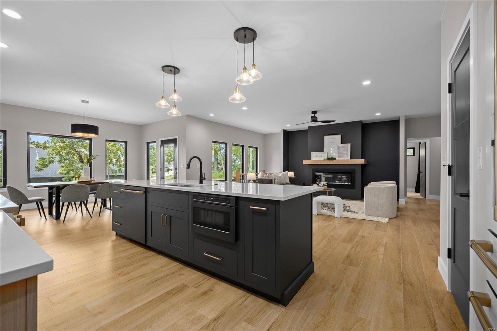 85 Glory Drive Highland, IL 62249 - Photo 16 of 47