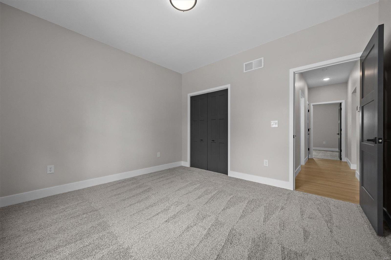 85 Glory Drive Highland, IL 62249 - Photo 23 of 47