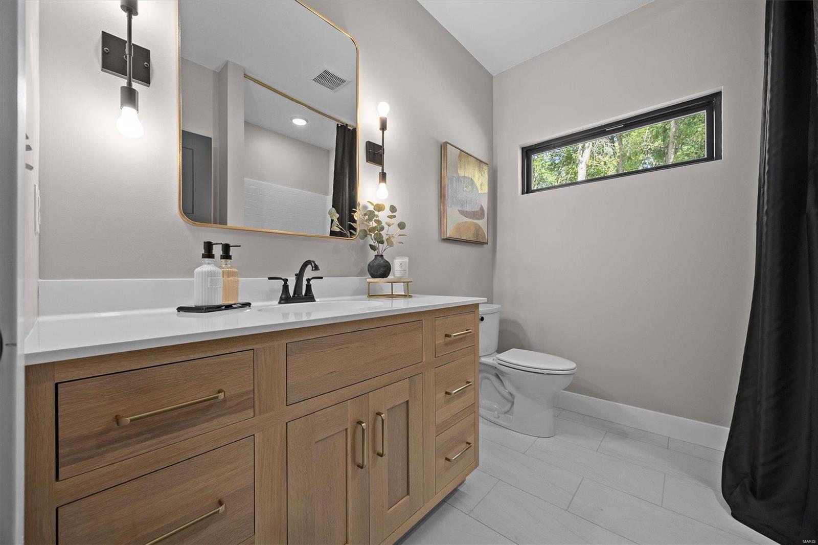 85 Glory Drive Highland, IL 62249 - Photo 24 of 47