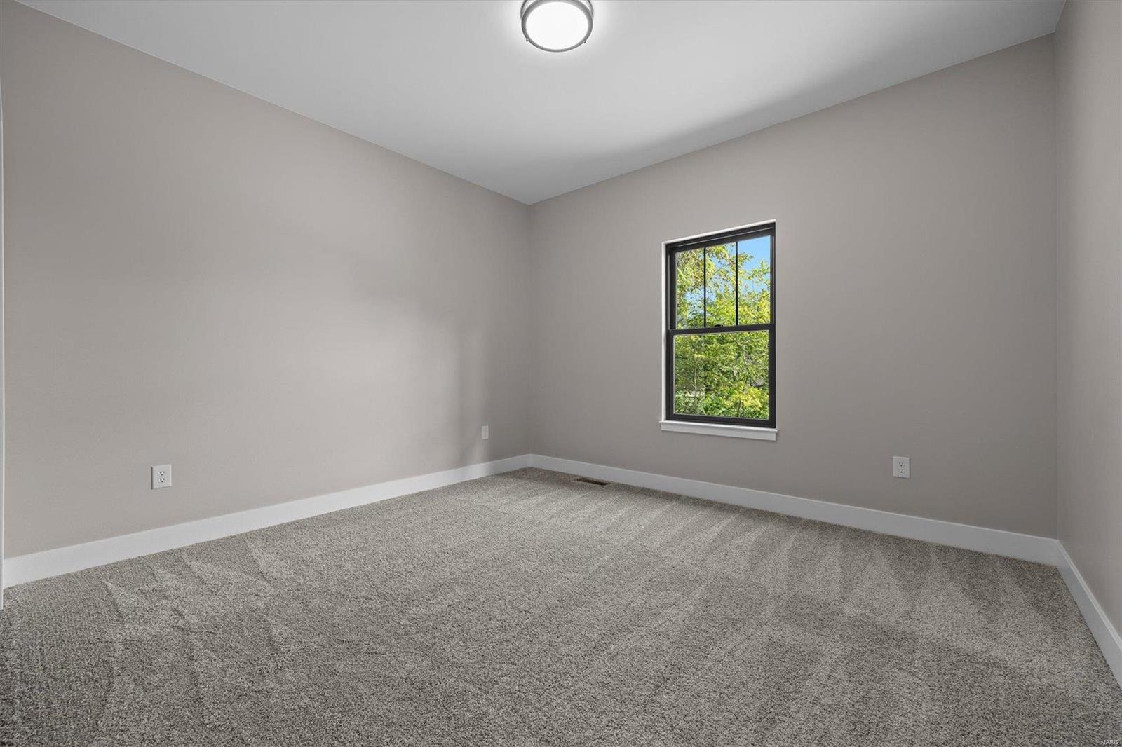 85 Glory Drive Highland, IL 62249 - Photo 25 of 47