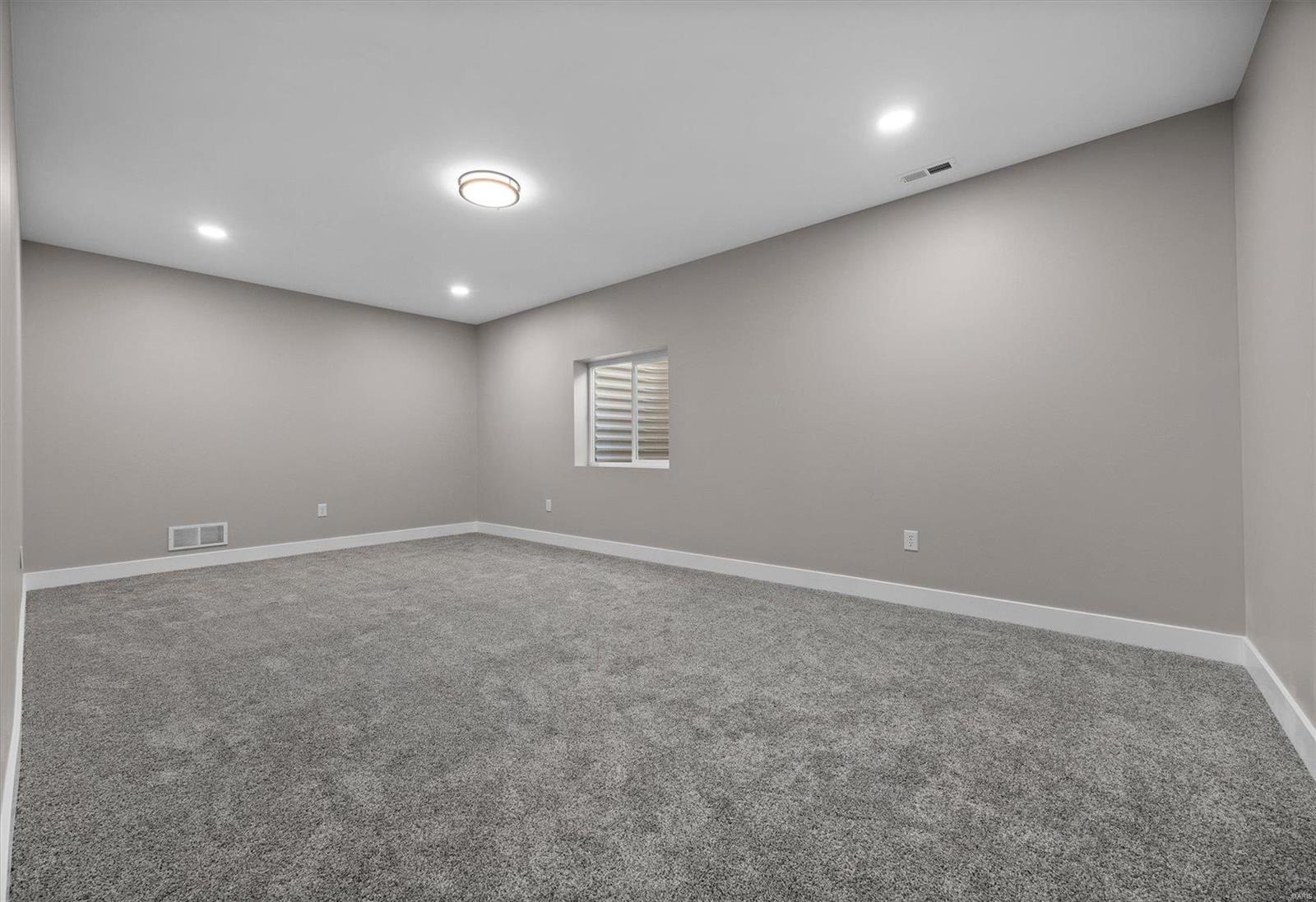 85 Glory Drive Highland, IL 62249 - Photo 34 of 47