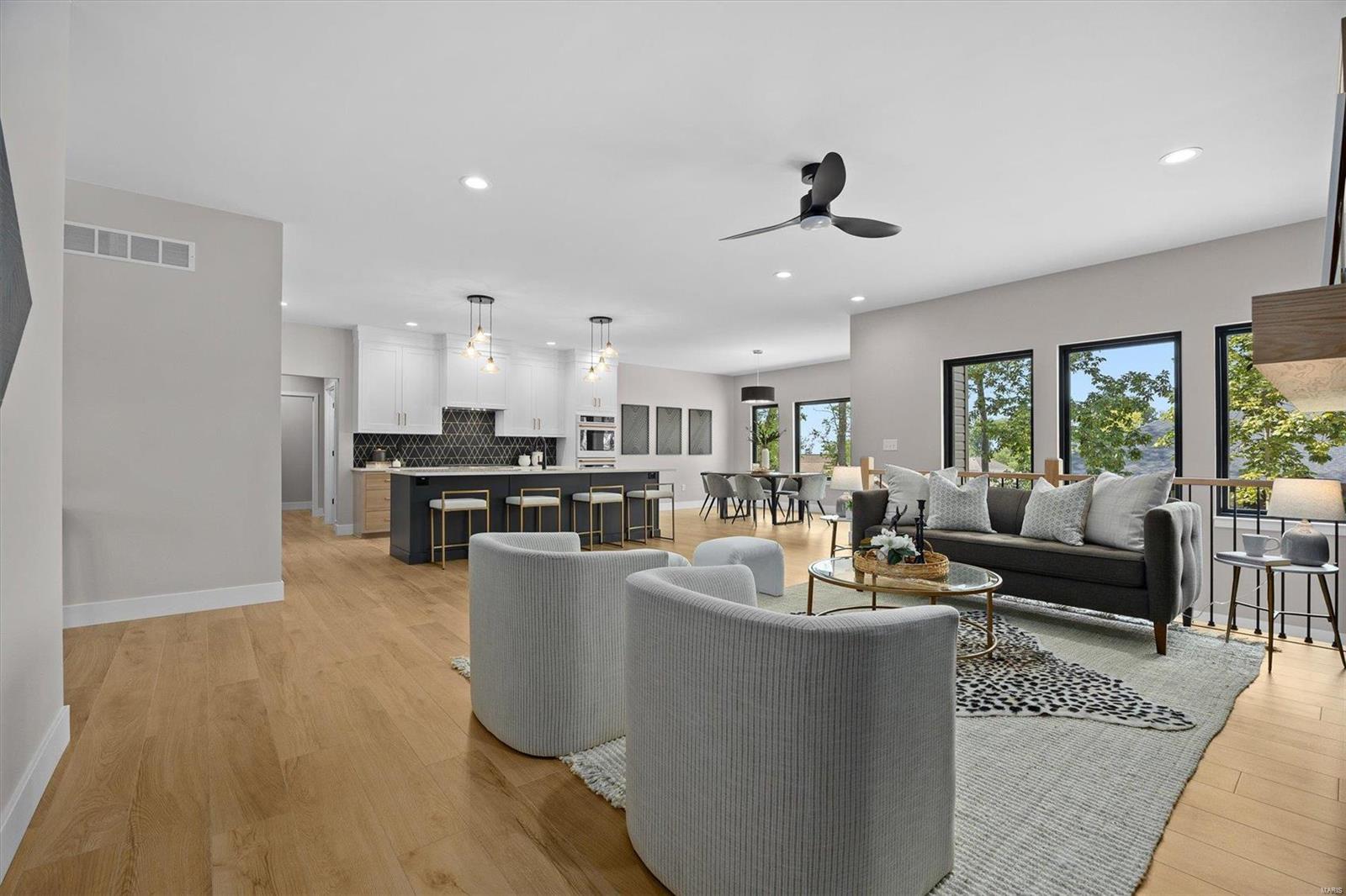 85 Glory Drive Highland, IL 62249 - Photo 10 of 47