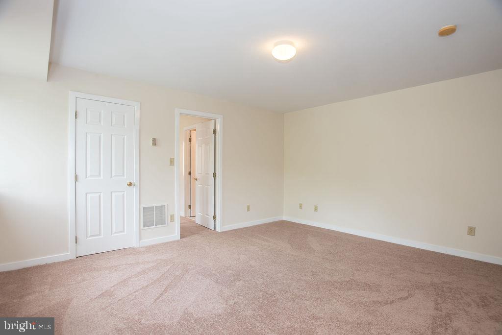 8404 Westview Road Wilmington, DE 19802 - Photo 6 of 20 Gallery Image 6