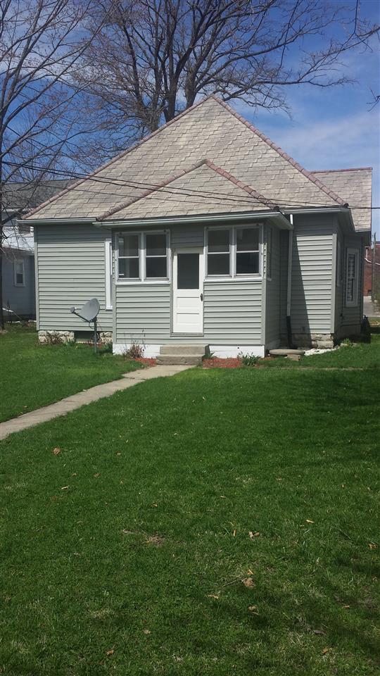 309 Adams Street Decatur, IN 46733 - Photo 4 of 22