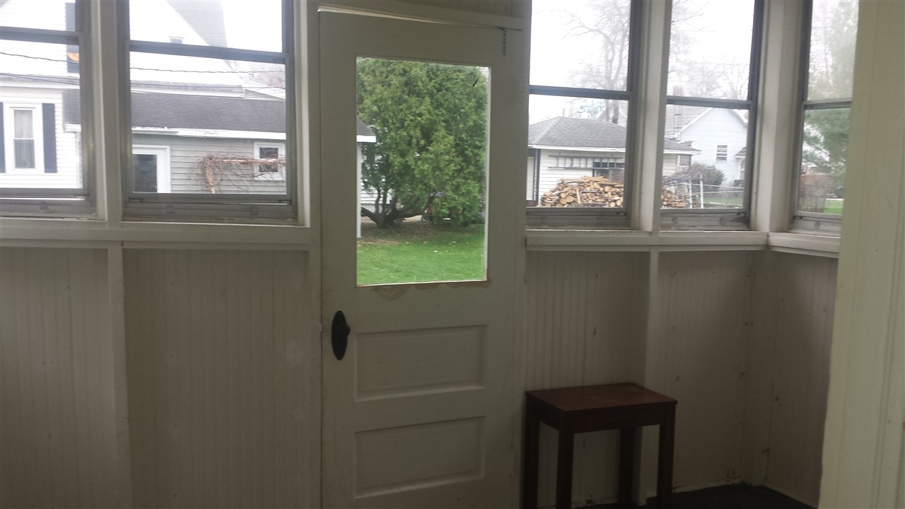 309 Adams Street Decatur, IN 46733 - Photo 8 of 22