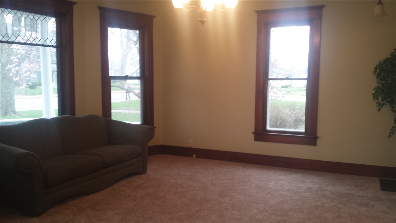 309 Adams Street Decatur, IN 46733 - Photo 9 of 22