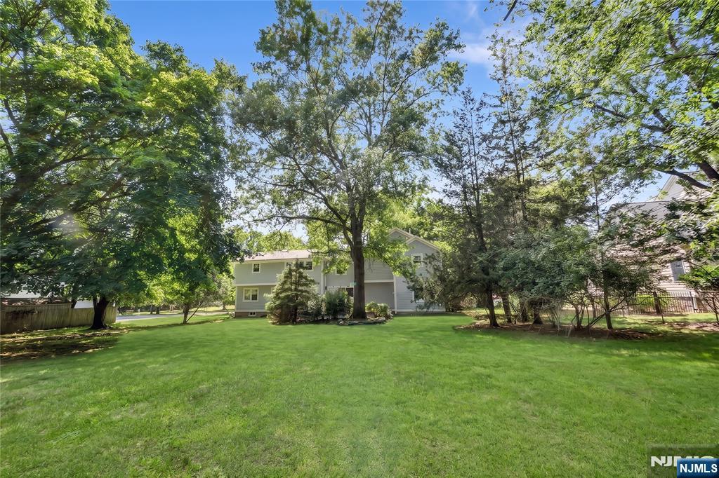 40 Rickland Road Old Tappan, NJ 07675 - Photo 30 of 32