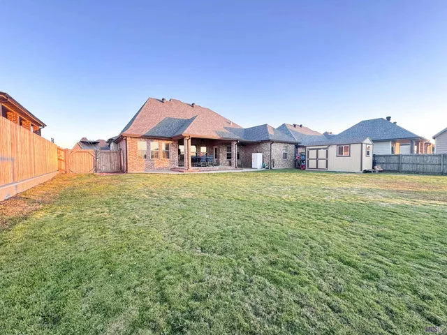 $485,000 | 326 Ravensaide Drive, Houma, LA 70360