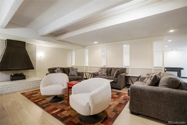 $2,050 | 1365 Columbine Street, Unit 201, Denver, CO 80206