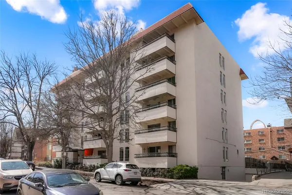 $2,050 | 1365 Columbine Street, Unit 201, Denver, CO 80206