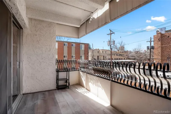 $2,050 | 1365 Columbine Street, Unit 201, Denver, CO 80206