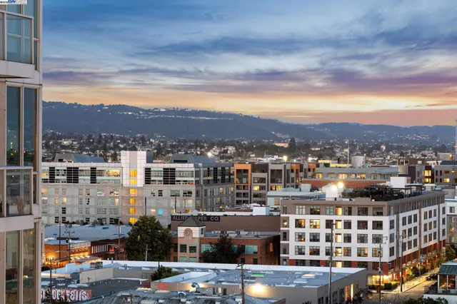 $475,000 | 222 Broadway, Unit 712, Oakland, CA 94607