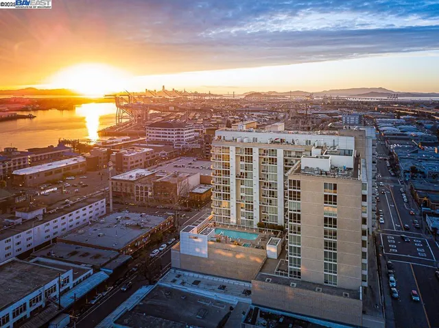 $475,000 | 222 Broadway, Unit 712, Oakland, CA 94607