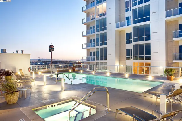 $475,000 | 222 Broadway, Unit 712, Oakland, CA 94607