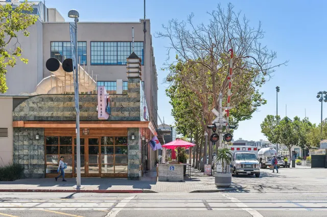 $475,000 | 222 Broadway, Unit 712, Oakland, CA 94607