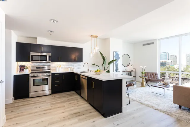 $475,000 | 222 Broadway, Unit 712, Oakland, CA 94607
