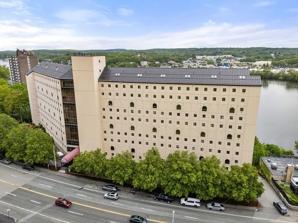 $435,000 | 65 Lake Avenue, Unit 510, Worcester, MA 01604