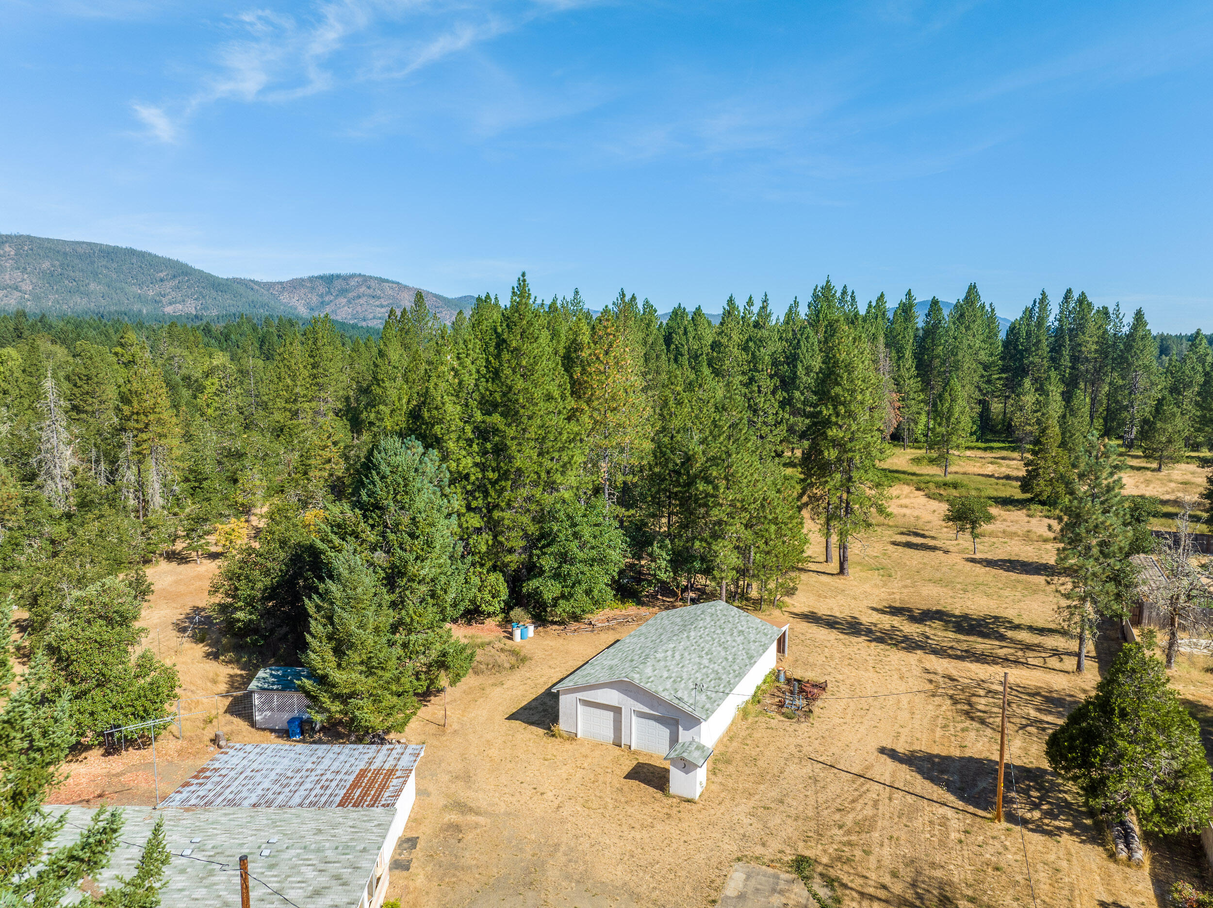 190 Martin Road Cave Junction, OR 97523 - Photo 41 of 43 190MartinRd-032