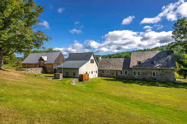 $2,250,000 | 2651 20 Mile Stream Road, Cavendish, VT 05153