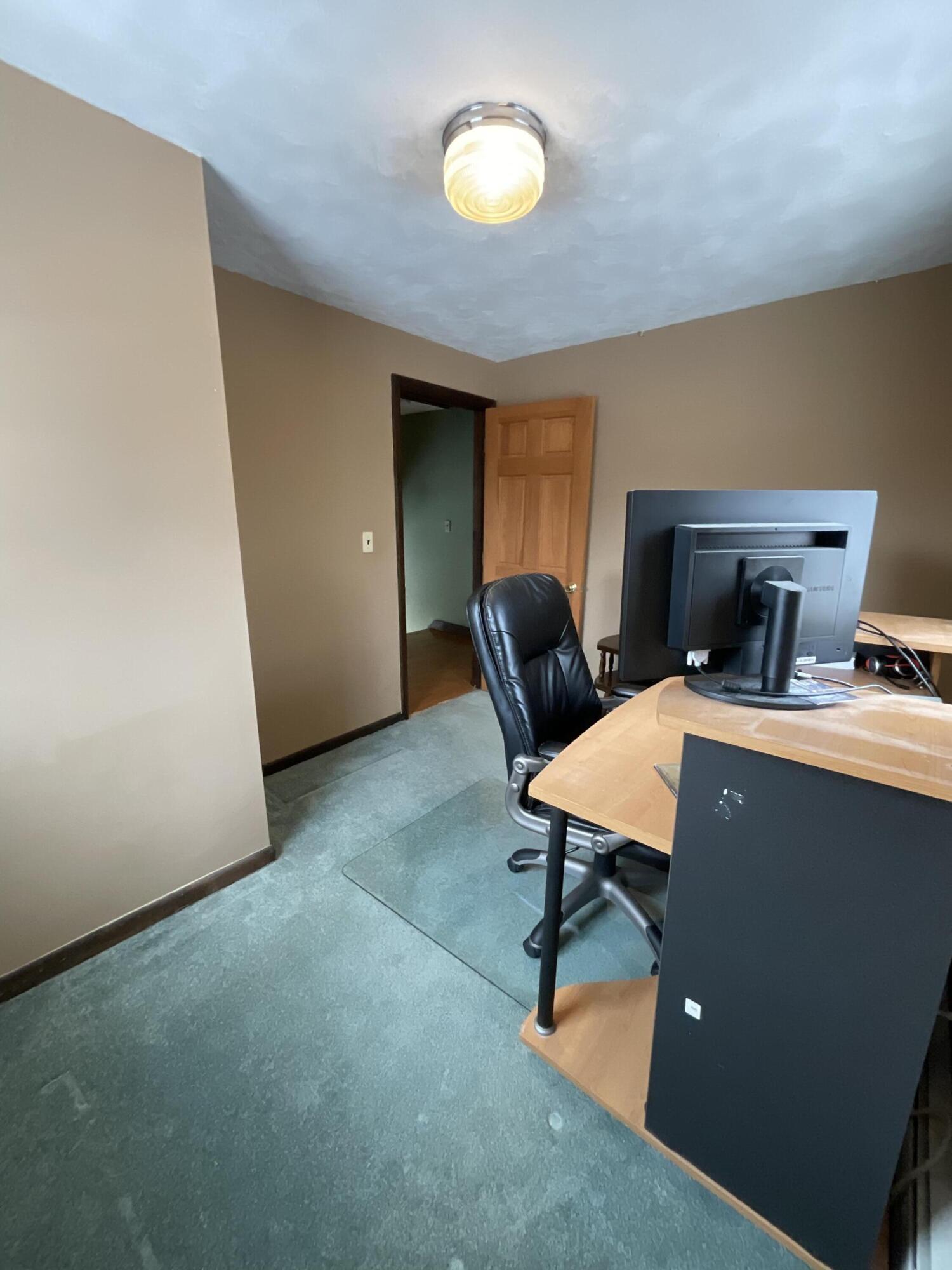 427 Kennebec Road Hampden, ME 04444 - Photo 9 of 18 image00010