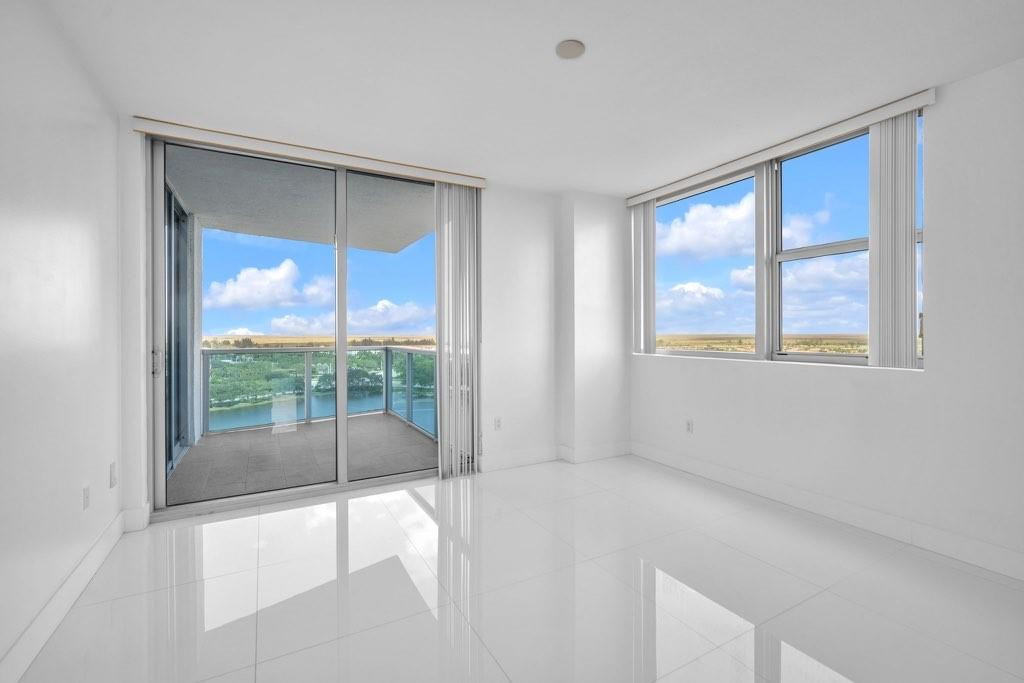 2641 North Flamingo Road, Unit 1608N Sunrise, FL 33323 - Photo 13 of 16 Photo 13