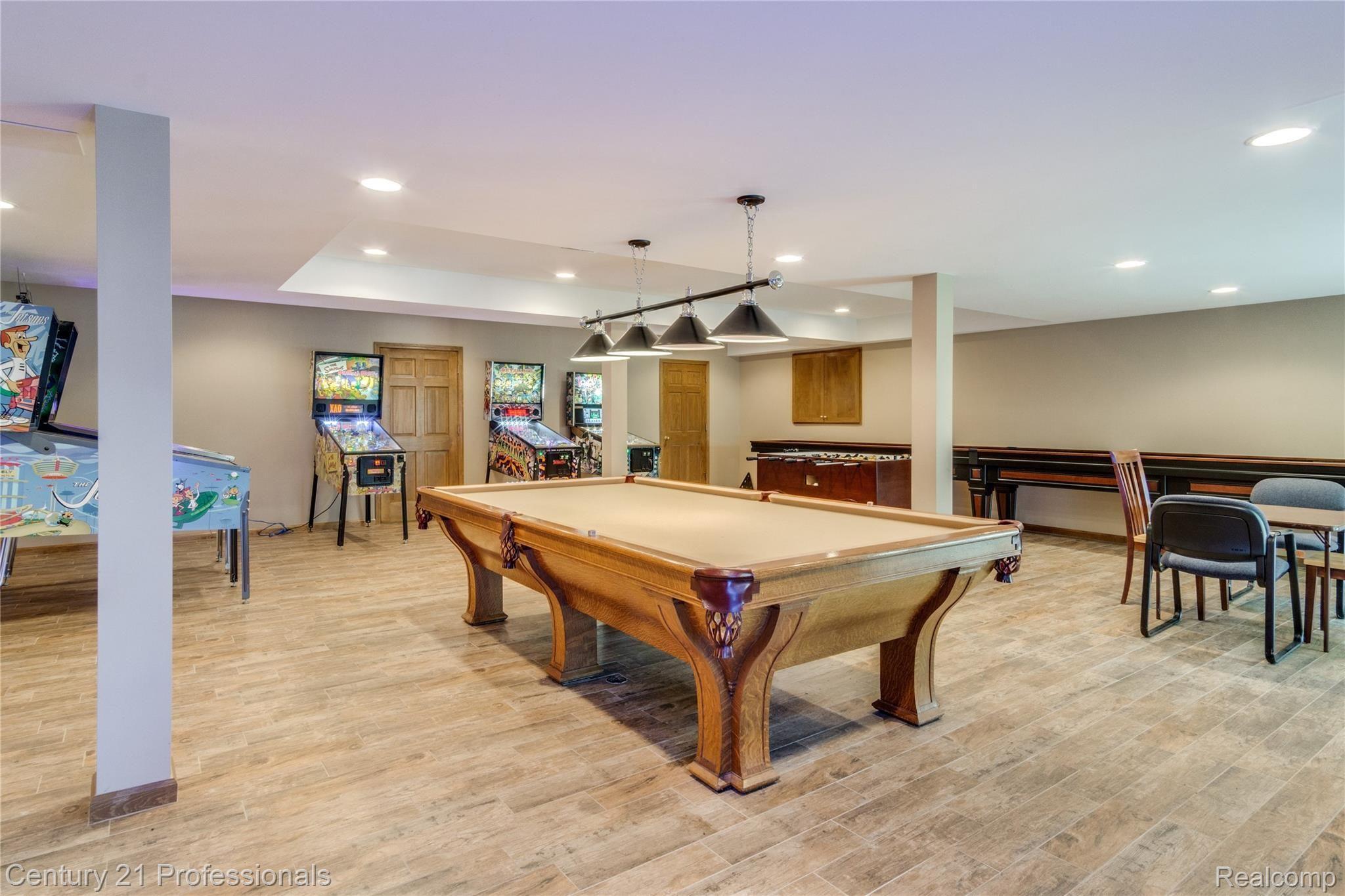 1059 Stony Pointe Boulevard Rochester, MI 48307 - Photo 66 of 74 Interiors (59 of 67).jpg