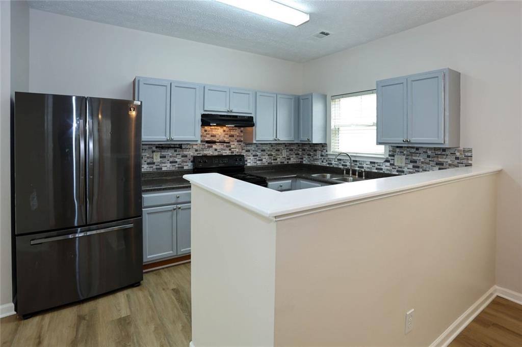 4691 Highpoint Lane Atlanta, GA 30349 - Photo 11 of 23