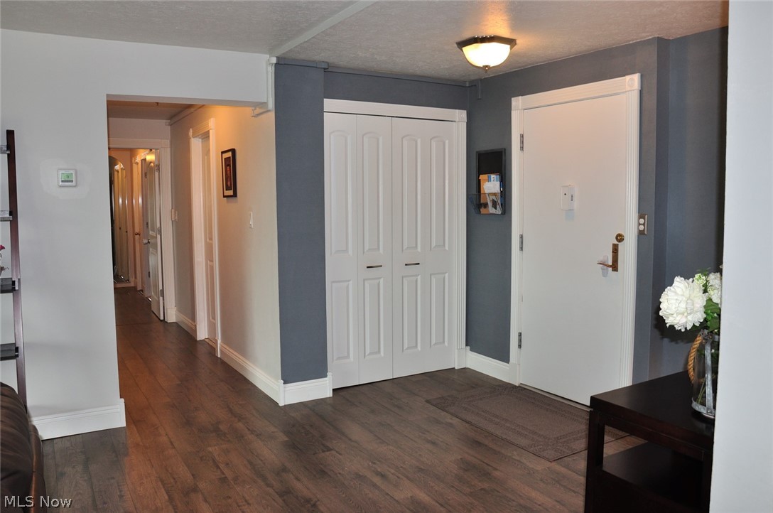 22555 Center Ridge Road, Unit 405 Rocky River, OH 44116 - Photo 13 of 28 Gallery Image 13