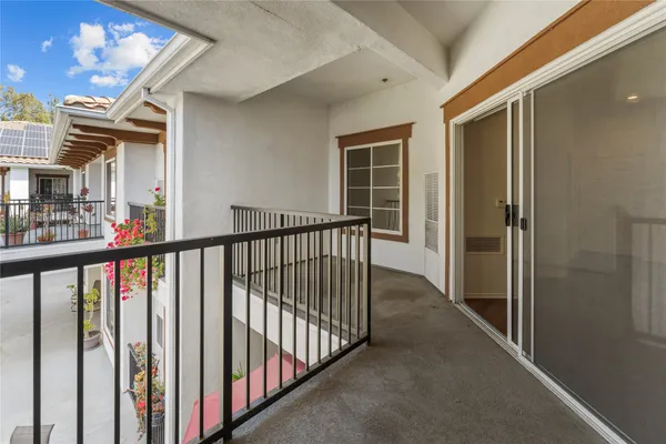 $2,300 | 27221 Paseo Espada, San Juan Capistrano, CA 92675