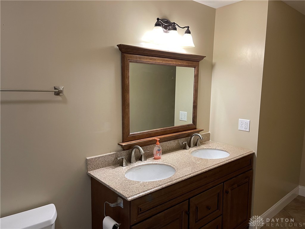 5270 Marshall Road Centerville, OH 45429 - Photo 20 of 28