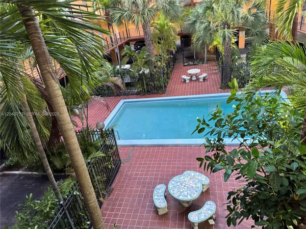 $1,700 | 365 Northeast 125th Street, Unit 301, North Miami, FL 33161