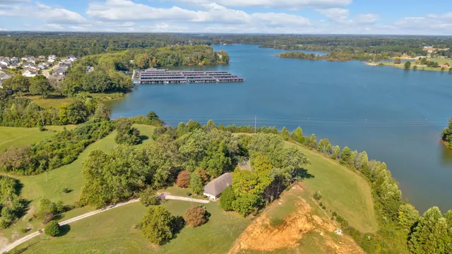 $1,600,000 | 1000 North Vine Street, Winchester, TN 37398