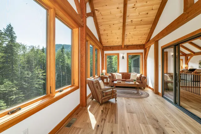 $1,498,000 | 31 Cave Mountain Road, Bartlett, NH 03812