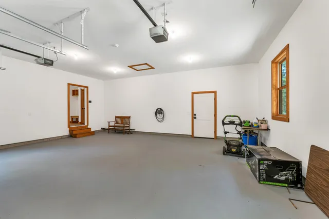 $1,498,000 | 31 Cave Mountain Road, Bartlett, NH 03812