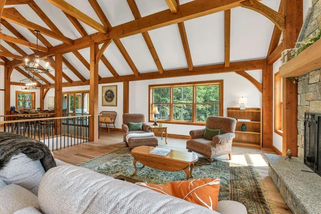 $1,498,000 | 31 Cave Mountain Road, Bartlett, NH 03812