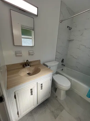 $1,850 | 658 Northeast 6th Court, Unit L, Boynton Beach, FL 33435