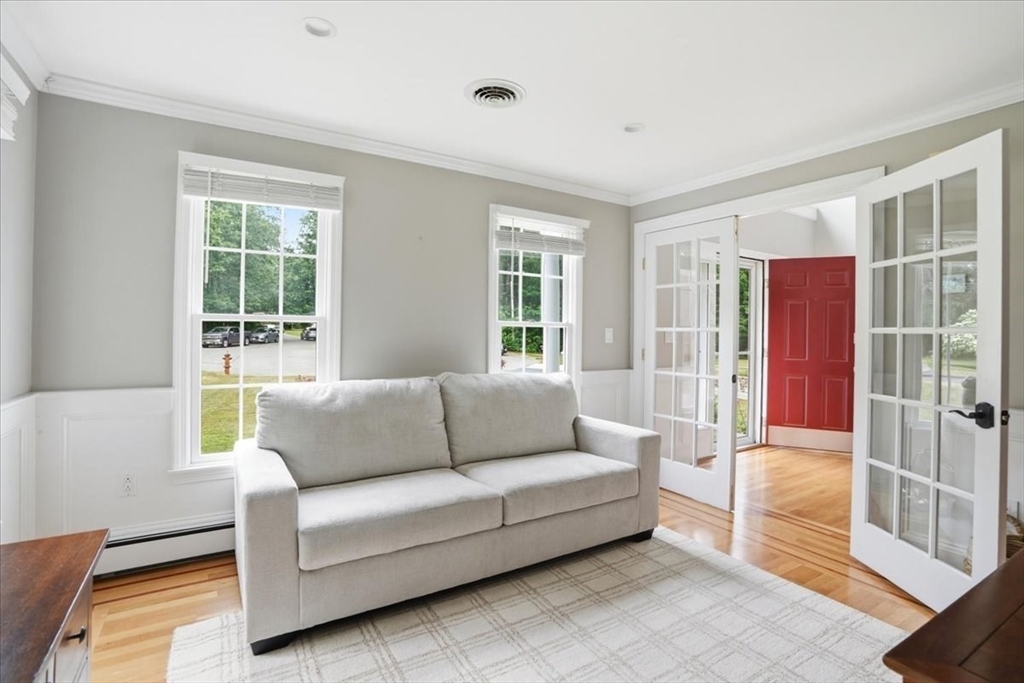 85 Maple Avenue Hanover, MA 02339 - Photo 13 of 41