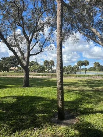 $325,000 | 2900 Southwest 22nd Circle, Unit 221D, Delray Beach, FL 33445