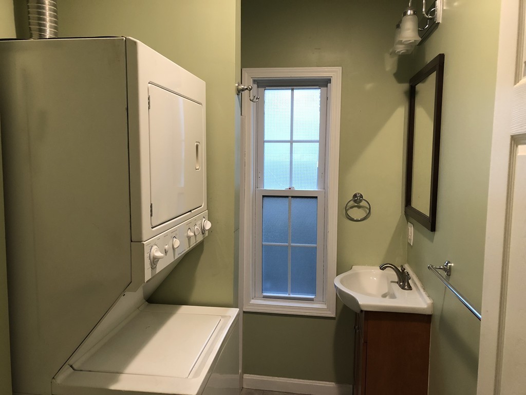 6 Tolland Road North Andover, MA 01845 - Photo 11 of 24 Gallery Image 11