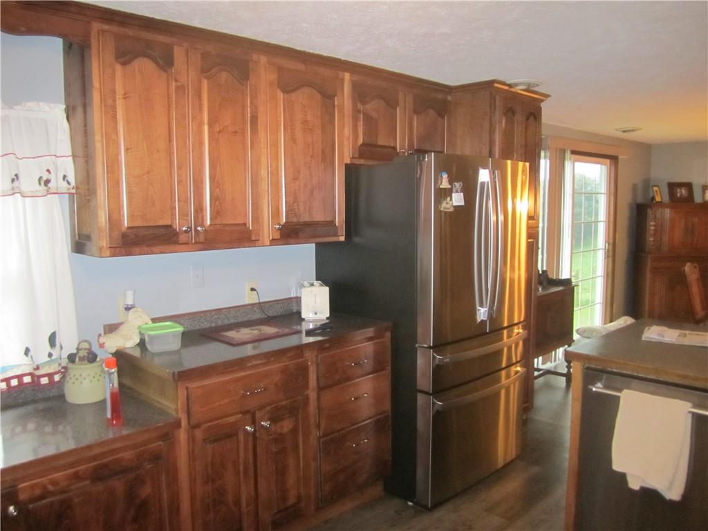 586 White Barn Road Waynesburg, PA 15370 - Photo 11 of 19 Gallery Image 11